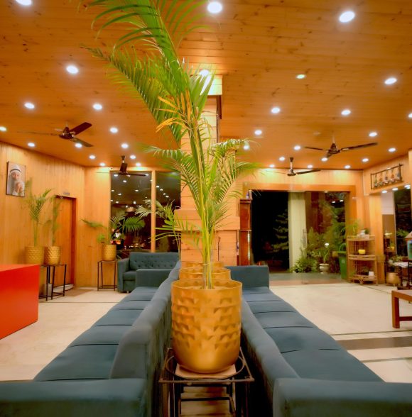 Mountain Crest Hotel