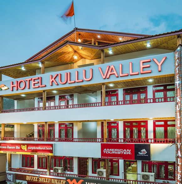 Riverside Serenity Boutique Hotel