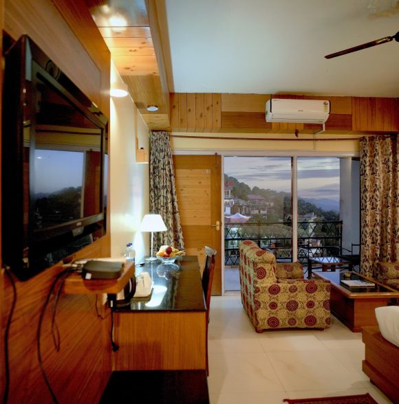 Mountain Crest Hotel
