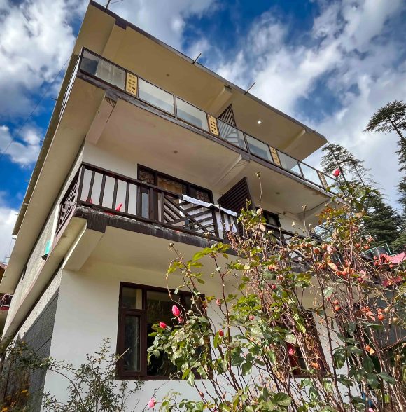 Rustic Retreat | Cozy Village Homestay