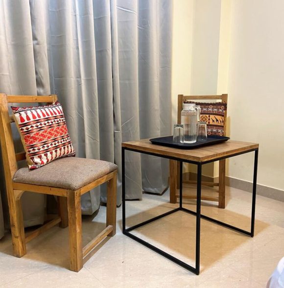 Tranquil Escape | River-View Retreat