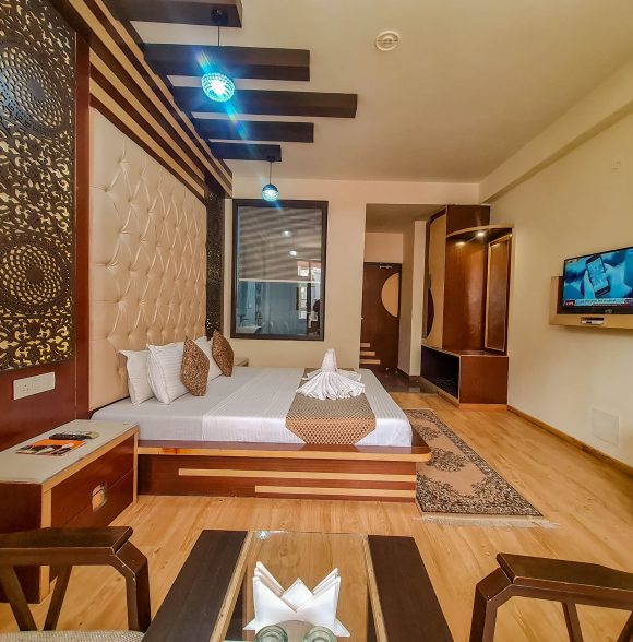 Alpine Retreat Manali