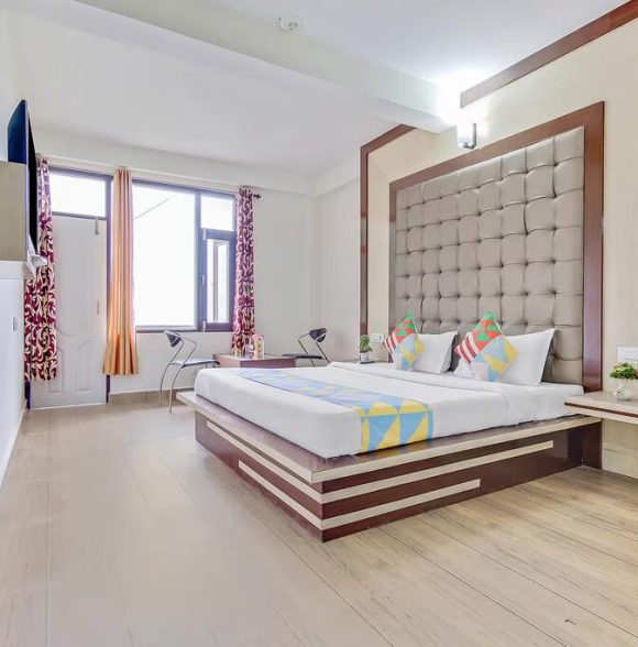 Rustic Retreat | Cozy Village Homestay