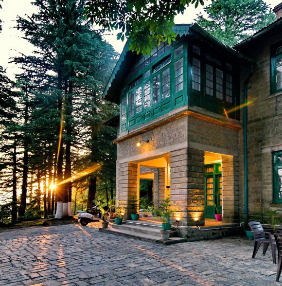 The Royal Retreat, Dalhousie – A Colonial Luxury Stay