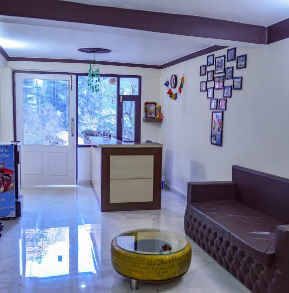 Rustic Retreat | Cozy Village Homestay