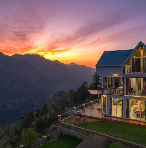 Luxury Mountain Retreat in Mashobra - Homestay in Himachal